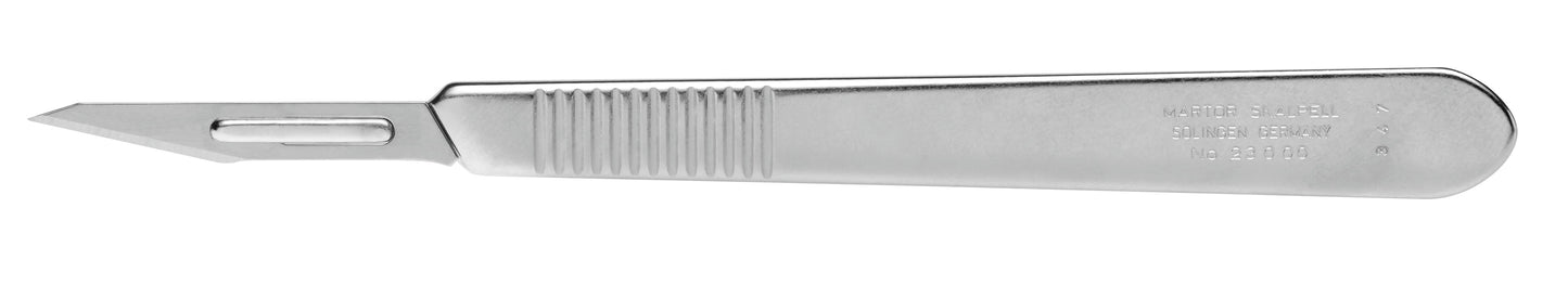 23111.54 - GRAFIX SMALL SCALPELL with blade NO. 11, metal handle