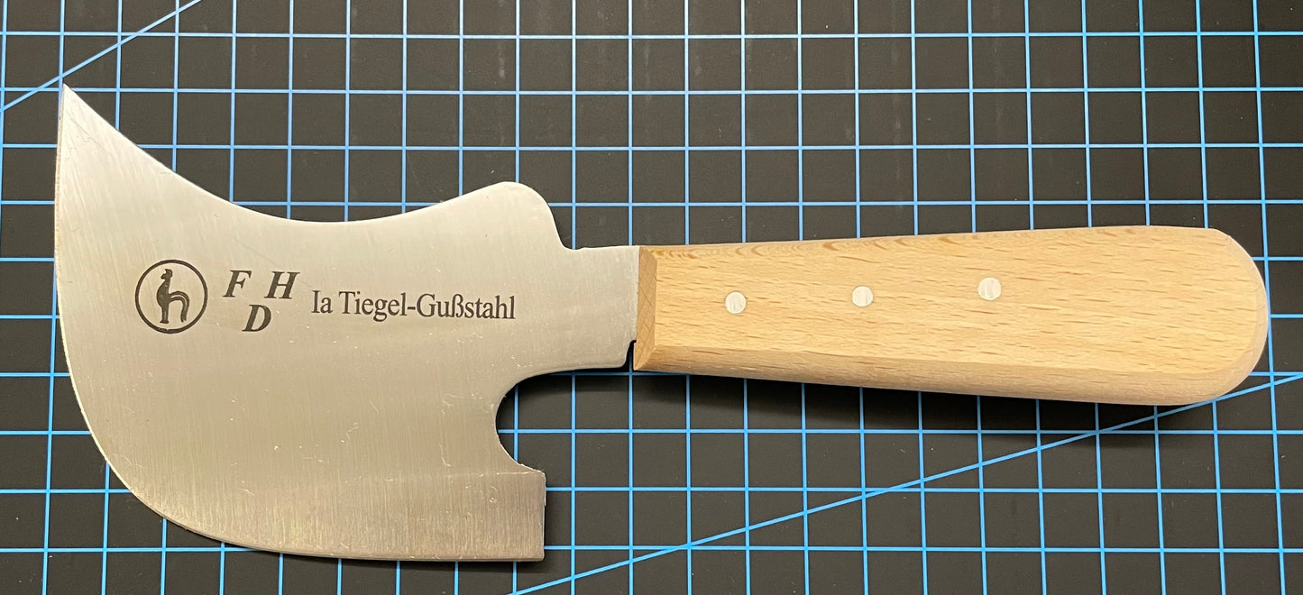 1448 - Quarter Moon Knife