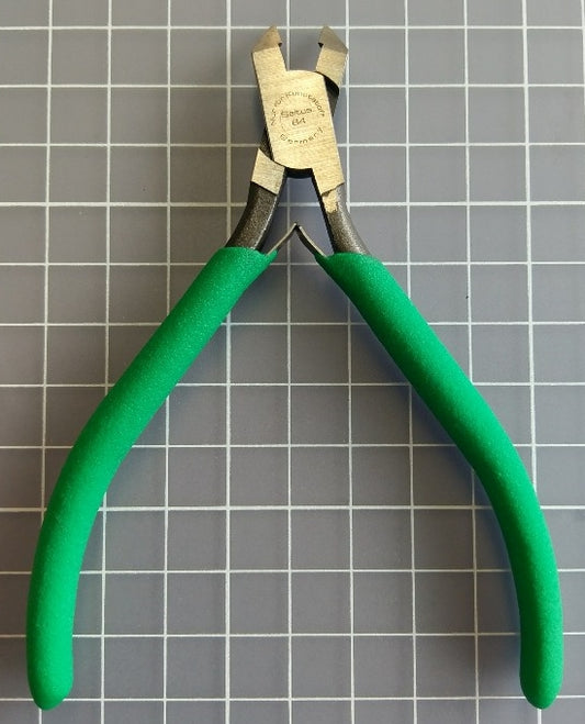 629108400 - Cutting pliers 84