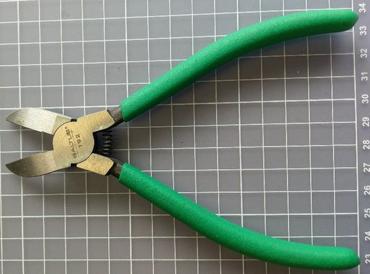 629119200 - Cutting pliers 192