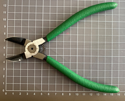 629119400 - Cutting pliers 194