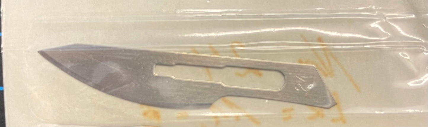 24 - Scalpel blade