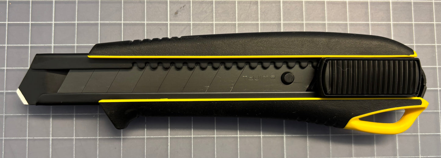 DC 560 - Utility knife DC 560